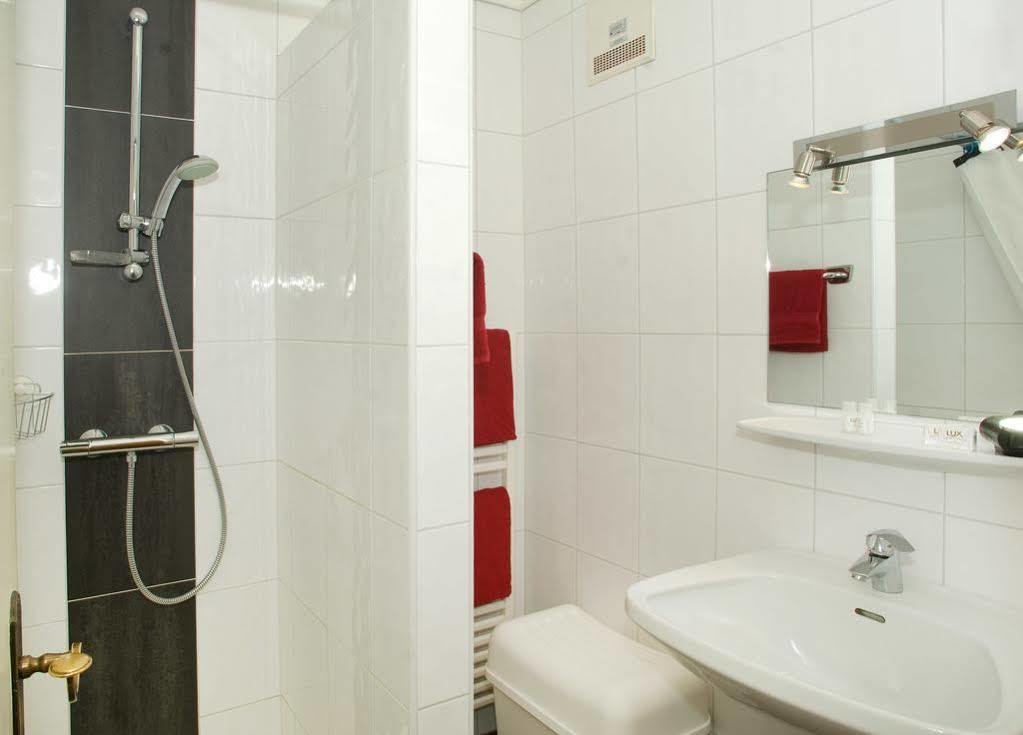 Gasthof Nindler Hotel Щайндорф ам Осиахер Зее Екстериор снимка